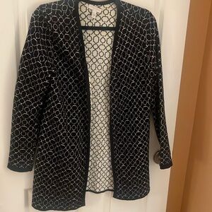 Women’s Charter Club navy patterned cardigan